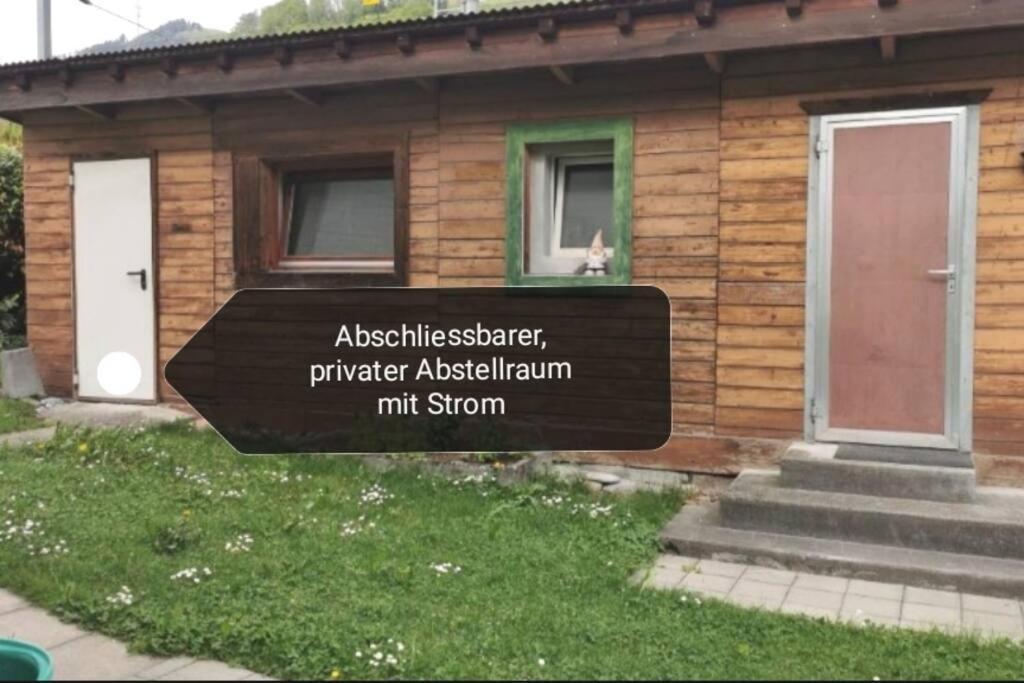 Schones Kleines Studio Mit Sitzplatz, Mitten Im Prattigau Jenaz Luaran gambar